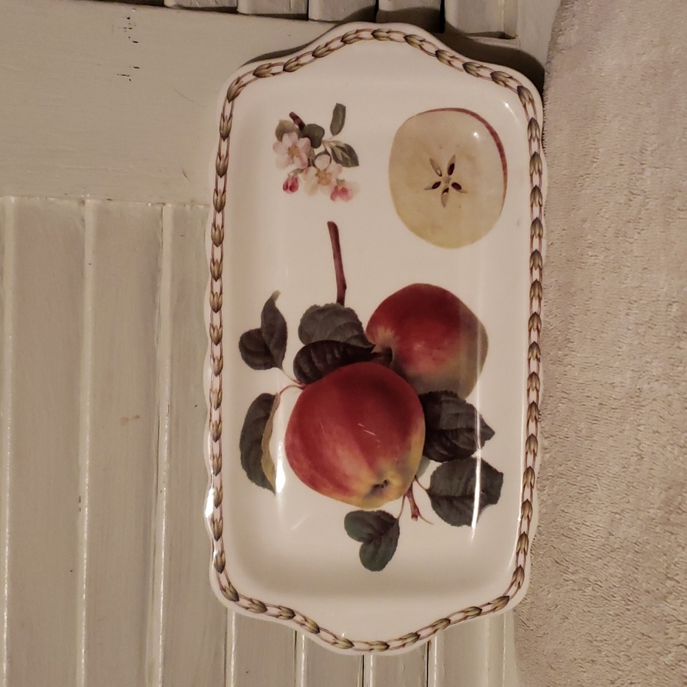 Vintage Queens Serving Plate
